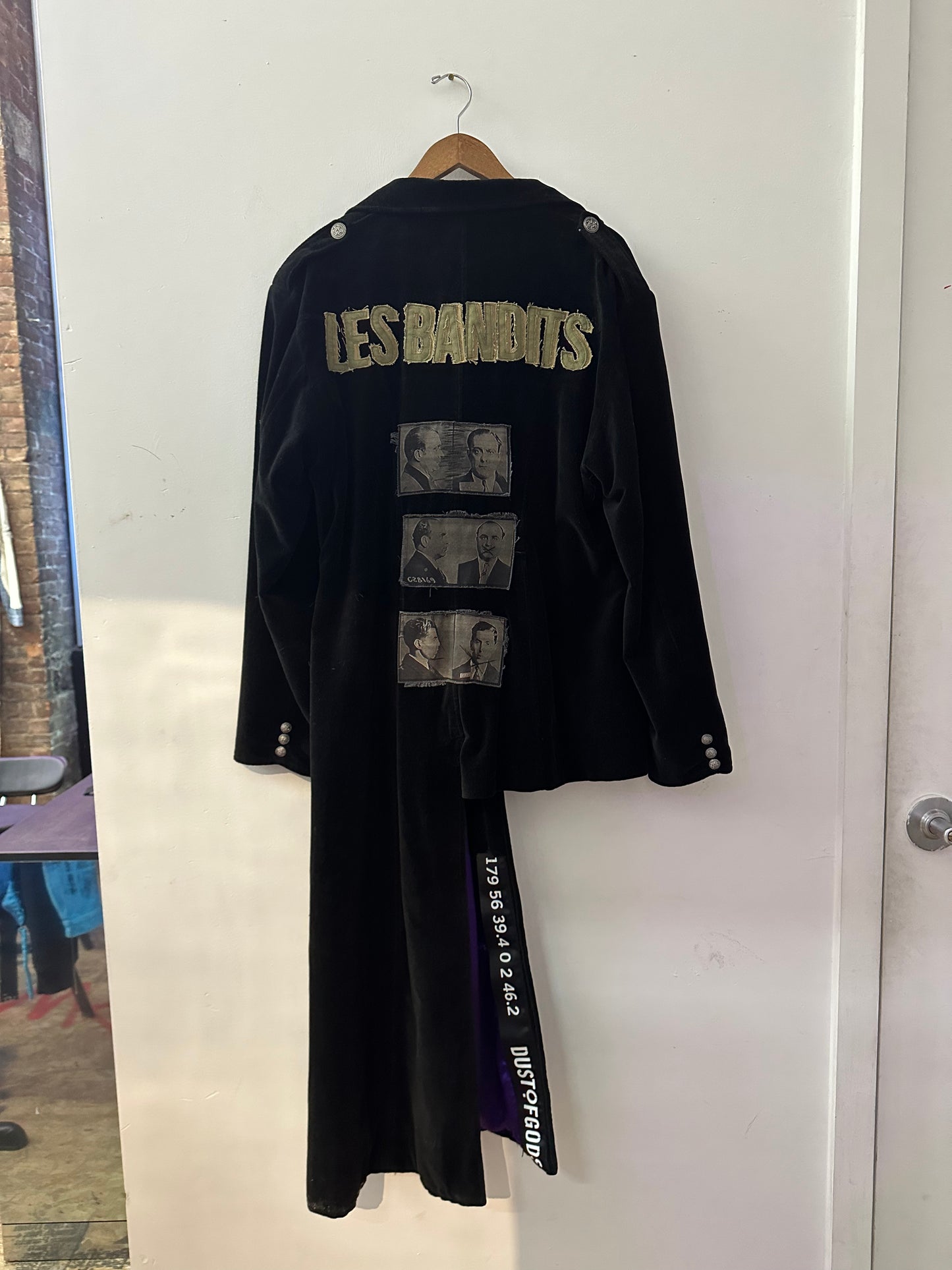 Extended "Les Bandits" Coat
