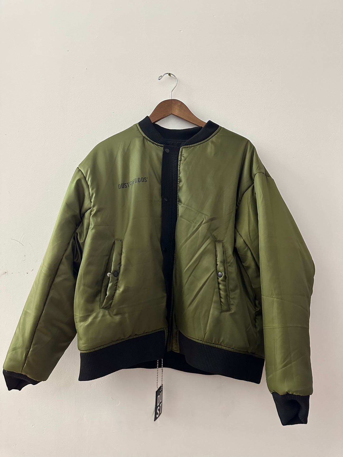 Dust Staple Bomber with Cargo Green Lining