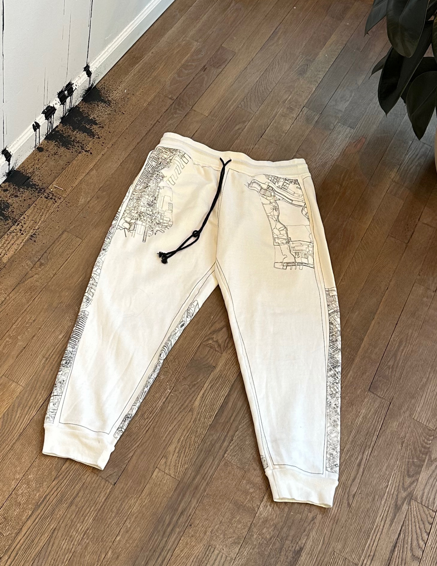 Unbreakable New York Sweatpants